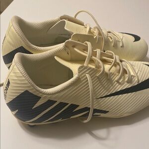 Nike Cream and Black Soccer Cleats
